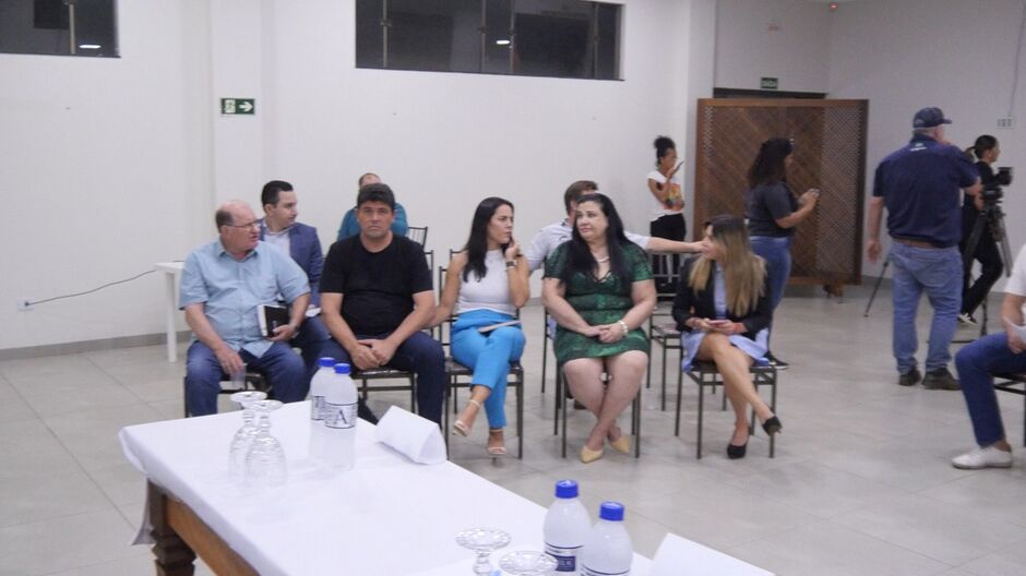 Presença de Enelvo gerou desconforto entre docentes 