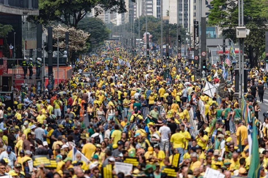 Bolsonaristas lotaram a Paulista