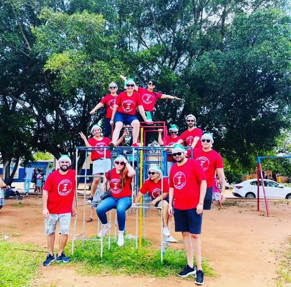 Bombons são distribuídos em bairros de Campo Grande