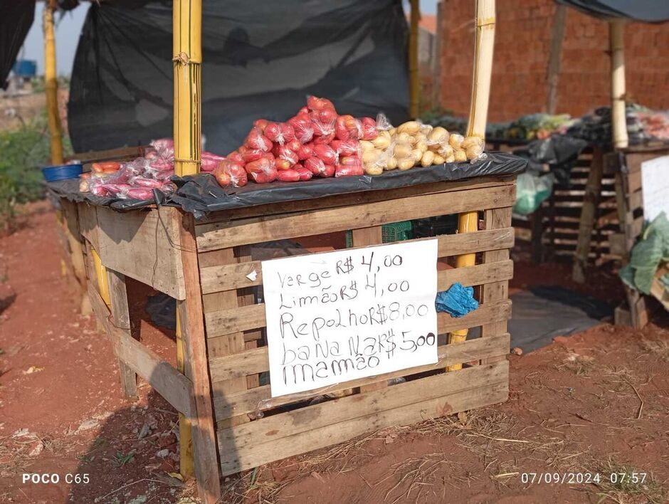 A renda é pouca, porém suficiente pra sustentar a família