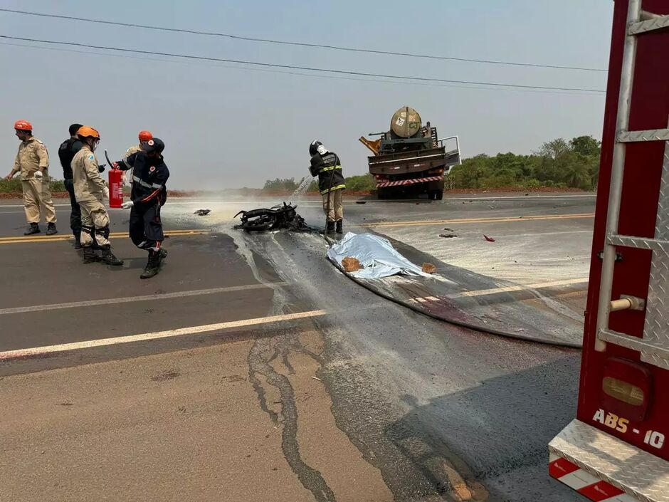 Motociclista morreu na hora 