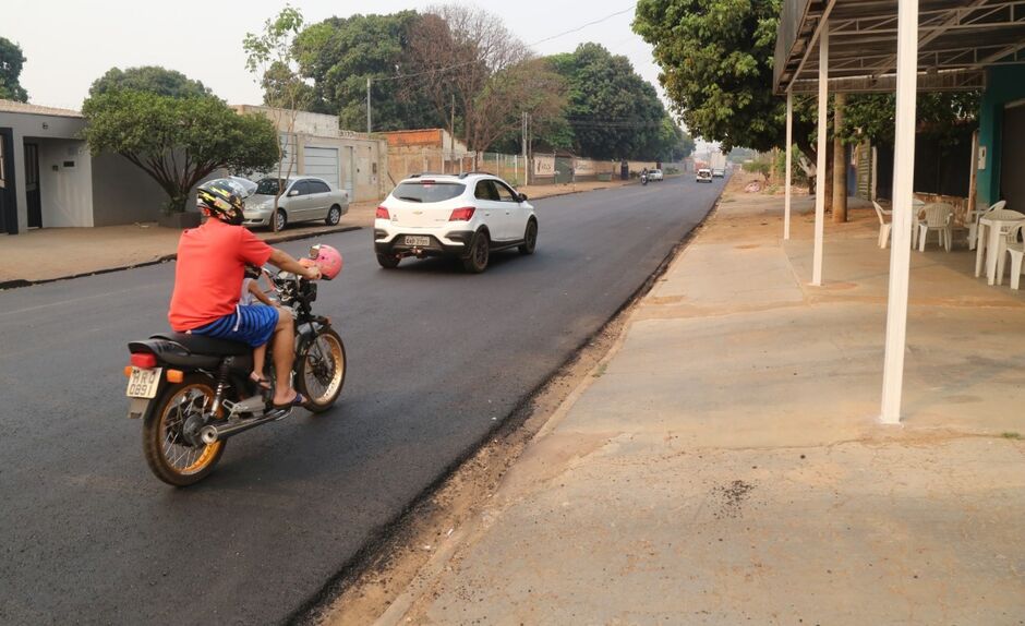 Ruas começaram a ser recapeadas na região das Moreninhas 