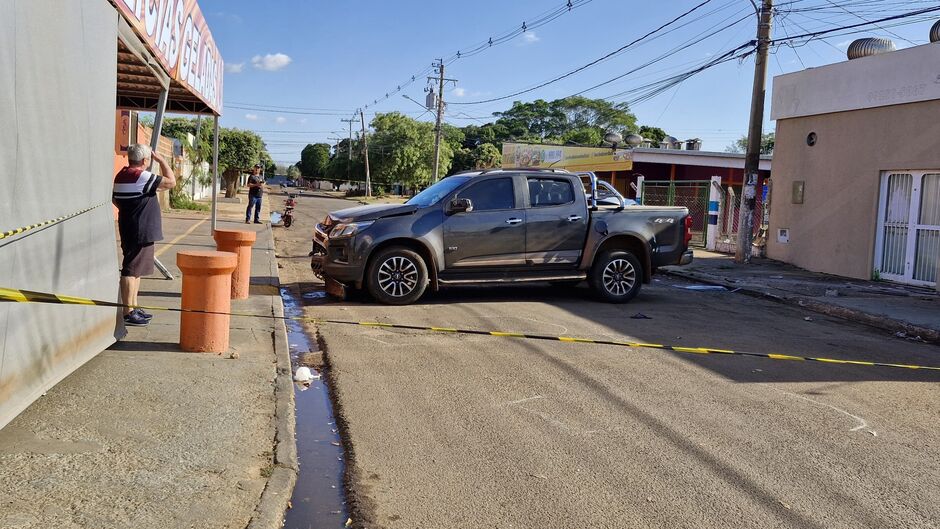 Caminhonete ficou danificada nos vários acidentes