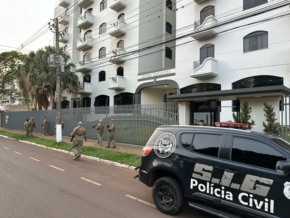 A equipe da 1ª Delegacia de Polícia de Ponta Porã continua com as investigações para prender o restante do grupo criminoso