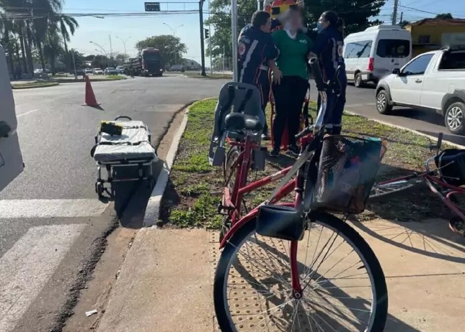 Mulher foi socorrida pelo SAMU a uma UPA 