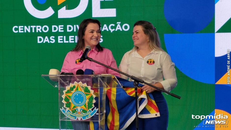 Adriane Lopes e a vice-prefeita, Camila Nascimento