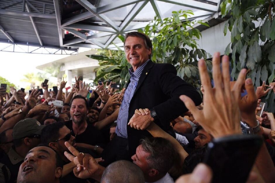 Bolsonaro e mais 37 são indiciados por golpe de estado