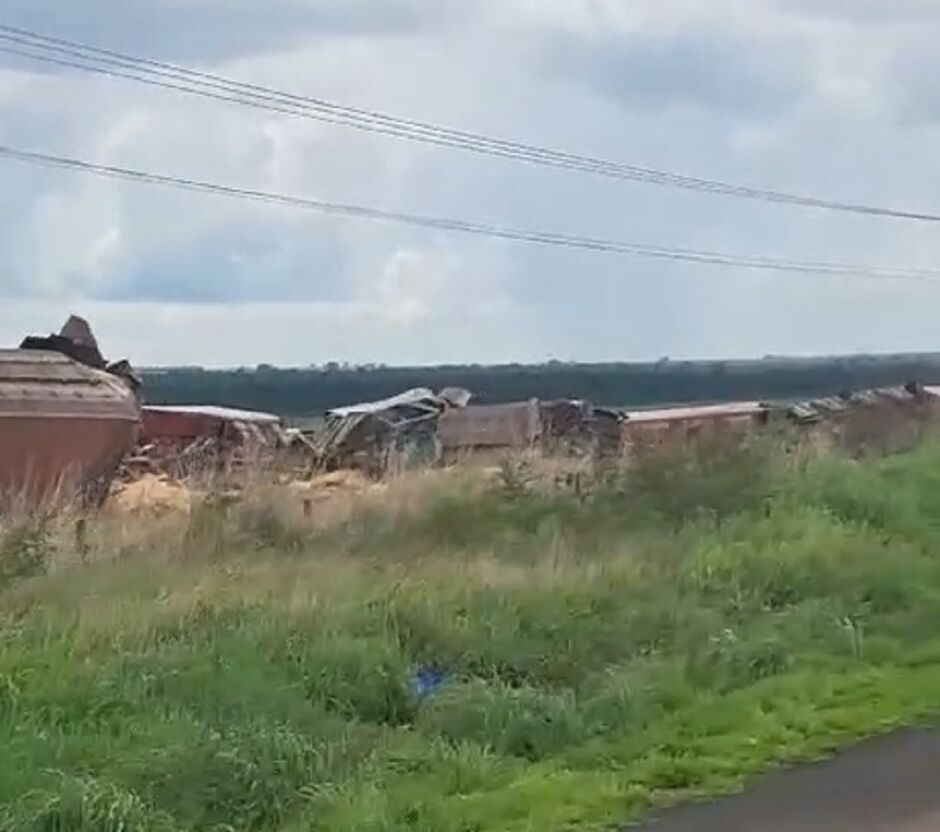 Trem descarrilou em Costa Rica 