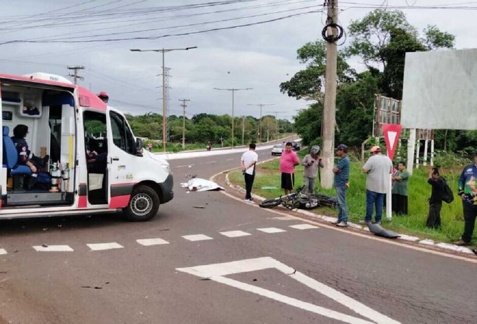 Jovem morreu no local