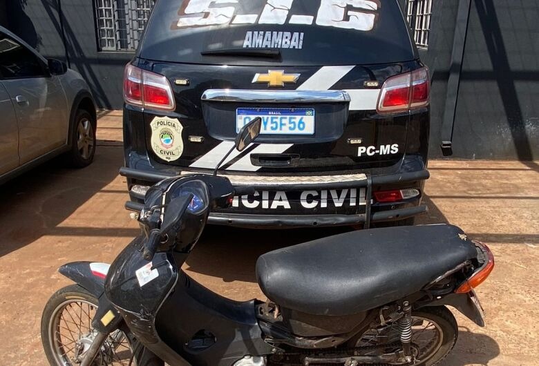 Homem deixa chave em mesa de comércio e tem moto furtada em Amambai 