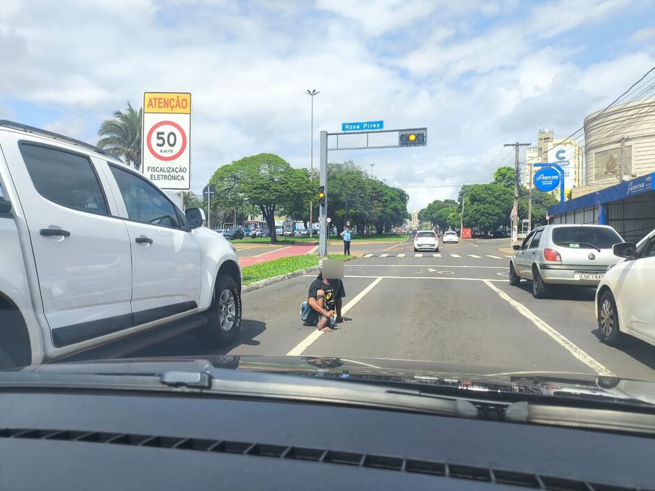 Flagrante foi registrado no cruzamento da Avenida Afonso Pena com a Dr. João Rosa Pires