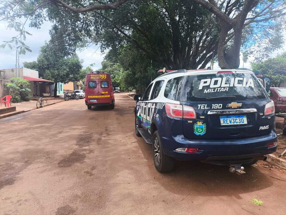 A marreta e a maquita usadas no crime foram apreendidas