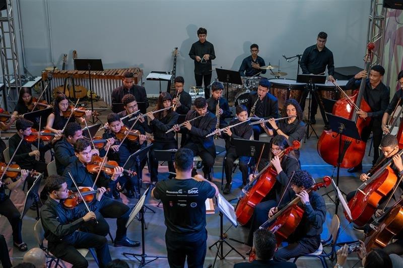 Alunos da Orquestra do Sesc Lageado 