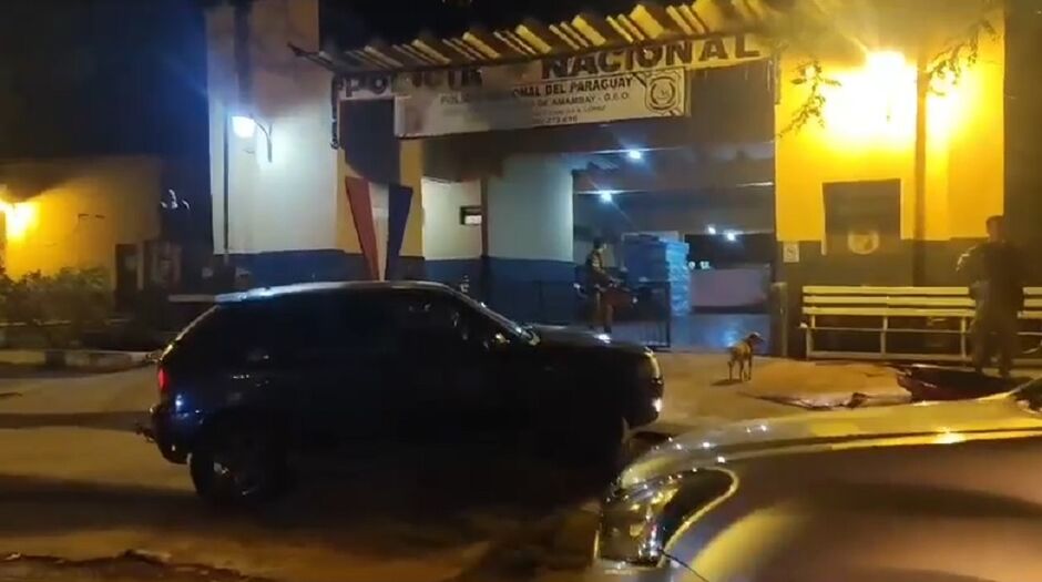 Diretor foi atacado quando deixava o presídio