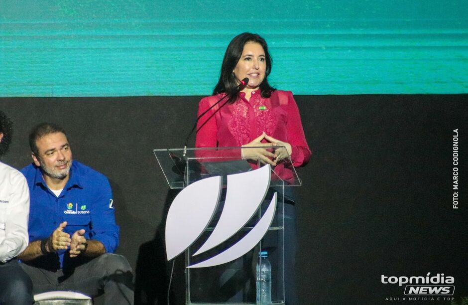 Ministra Simone Tebet em evento em Ribas do Rio Pardo