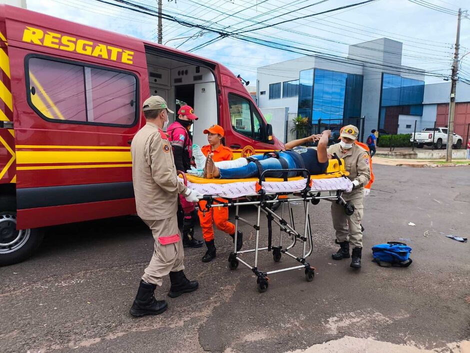 A mulher gritava e chorava bastante no local