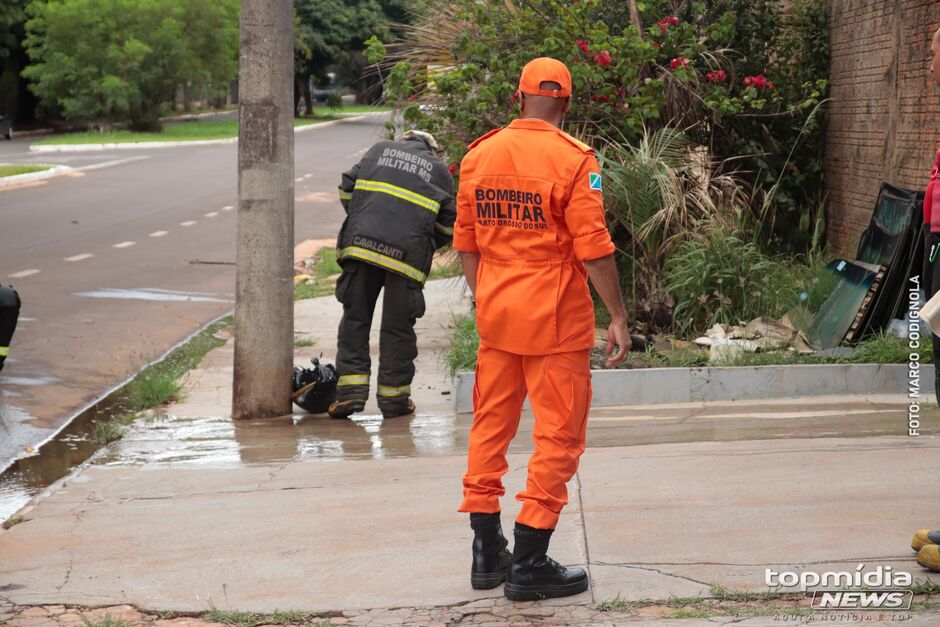 Vazamento de gás causa incêndio em oficina mecânica no Bairro Universitário