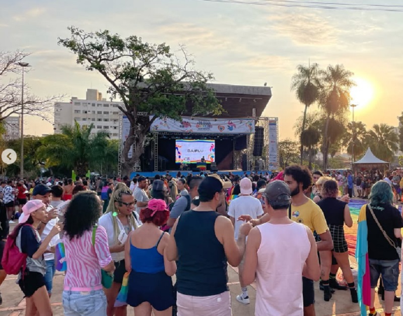 Tavares é autor de veto a crianças na Parada Gay 