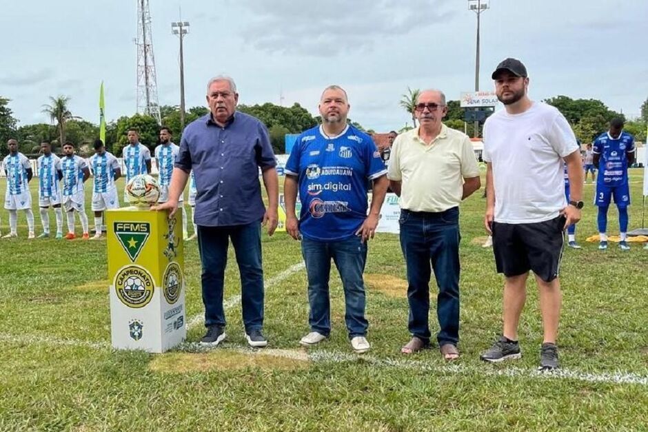 Presidente Estevão Petrallás esteve em Aquidauana para o primeiro jogo da competição 