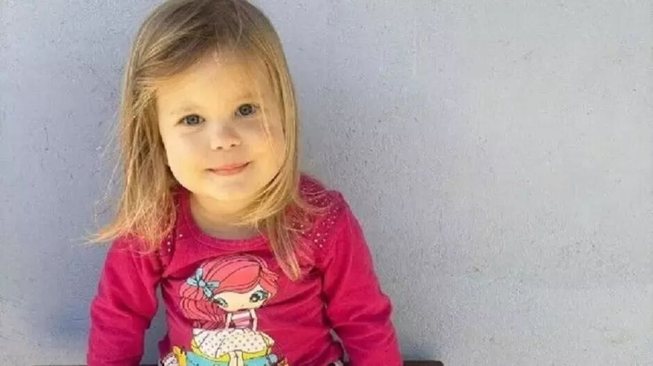 Soraia de 4 anos morreu após ser esfaqueada pela irmã, de 22, em SC