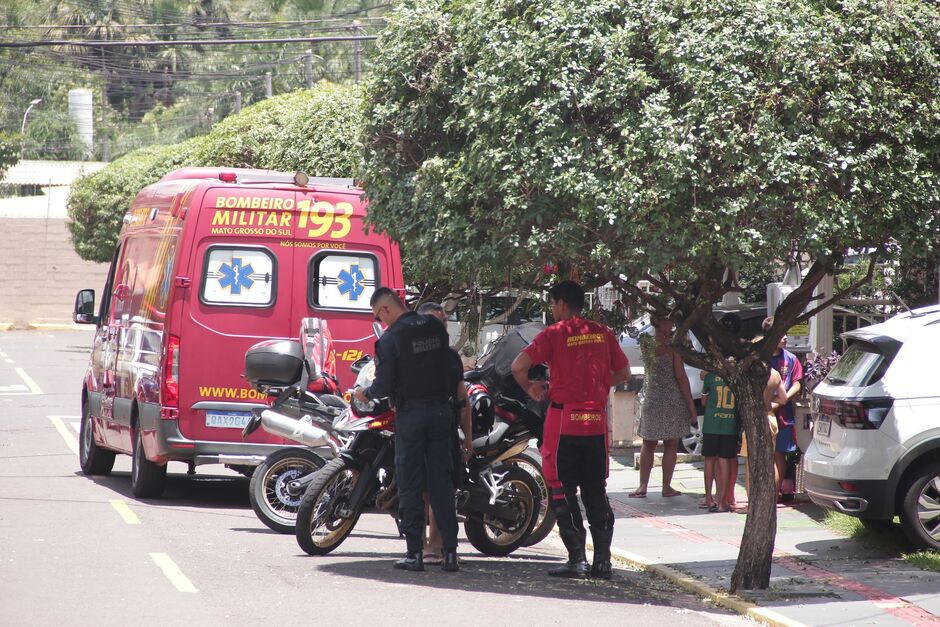 Criança foi atendida inicialmente pelos motossocorristas do Corpo de Bombeiros