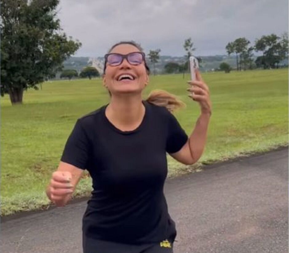 Janja diz que se prepara para o Carnaval