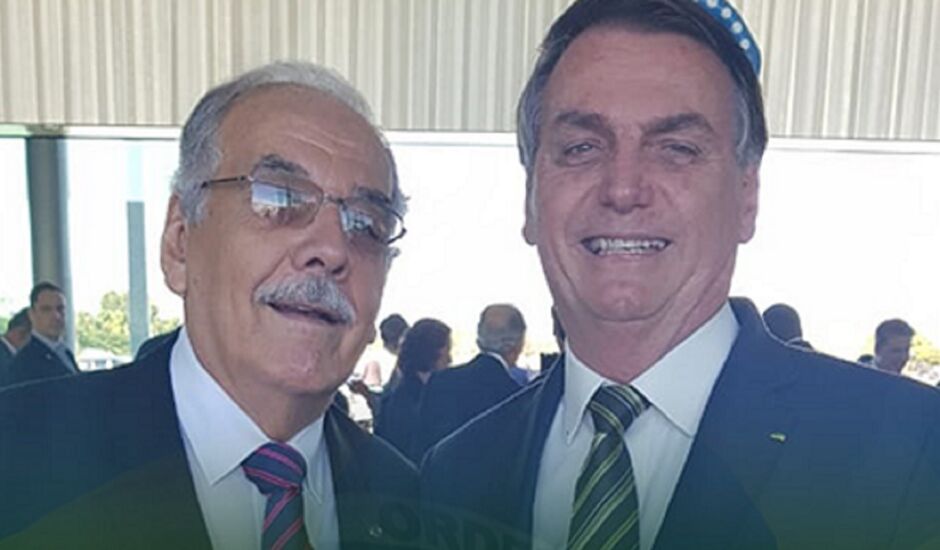 Luiz Ovando diz que Bolsonaro tem de se explicar 