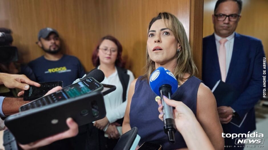 Senadora lamenta déficit habitacional em Campo Grande 