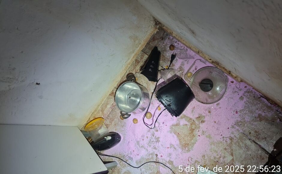 Antes de fugir, criminoso tentou atear fogo no imóvel