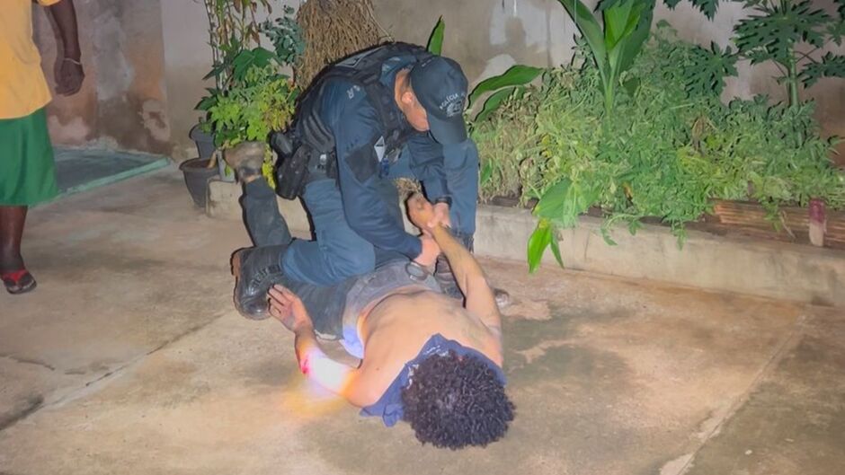 Ele foi preso em flagrante na noite desta quarta-feira (5)