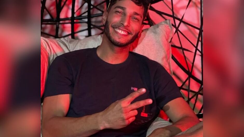 Robson foi encontrado morto dentro de sua própria casa neste sábado