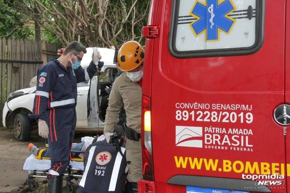 Vítima precisou ser transferida para a Santa Casa da capital