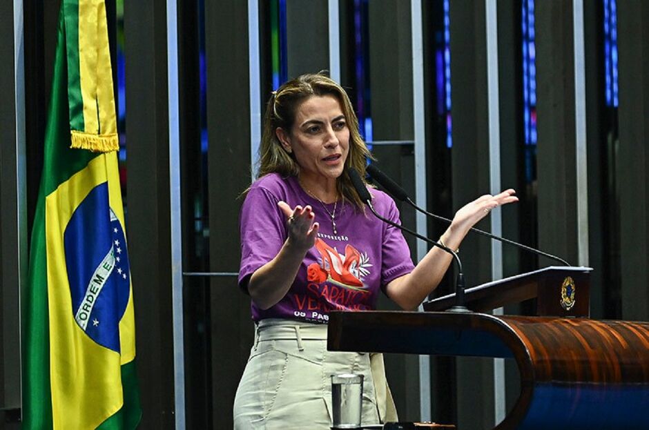 Senadora cobra medidas efetivas pelas mulheres 