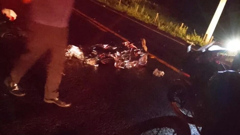 Mulher morreu no local do acidente