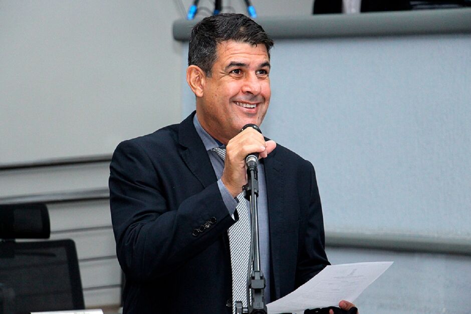 Beto Avelar assume que projeto é inconstitucional 