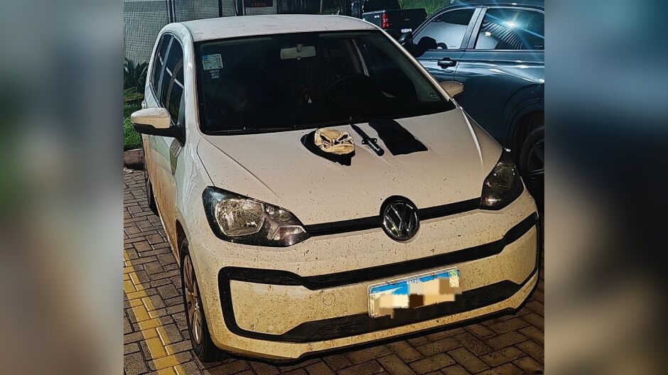 Carro foi recuperado