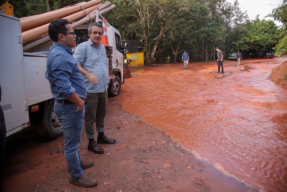 Papy e Landmark visitaram locais afetados 