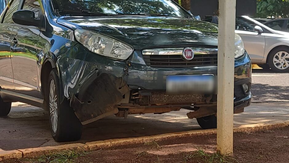 O conserto do carro, avaliado em R$ 5 mil, está fora de alcance no momento