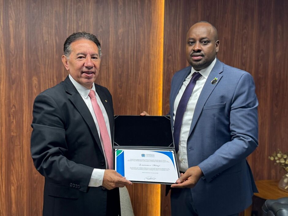 Presidente Gerson homenageou embaixador 