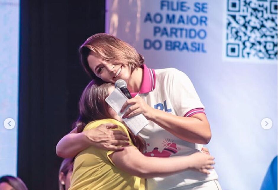 Michelle visita Sidrolândia em 24 de maio 