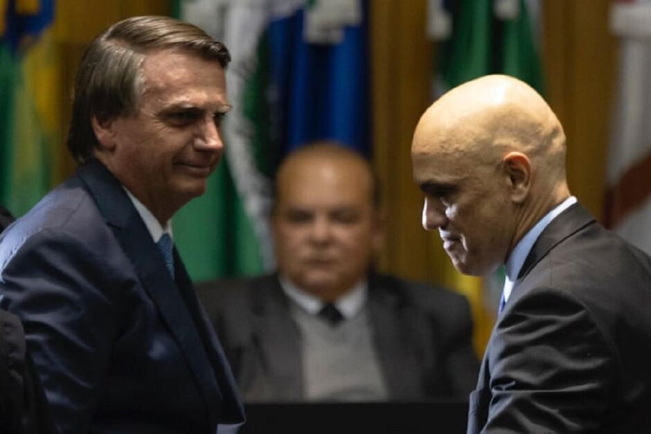 Bolsonaro vai responder a Alexandre de Moraes 
