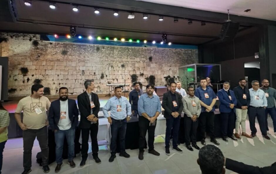 Diretoria eleita em 2 de maio 