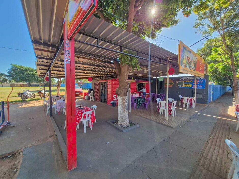 Lanches são saborosos e têm preços acessiveis