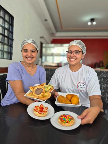 São 40 sabores de esfihas, entre doces e salgadas