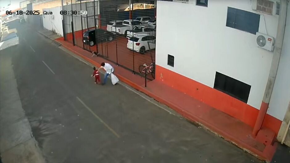 Agressões foram visualizadas por câmeras de segurança