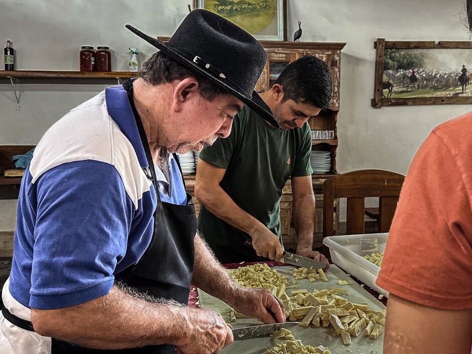 Técnicas milenares estão ressignificando a cultura local através da economia criativa 