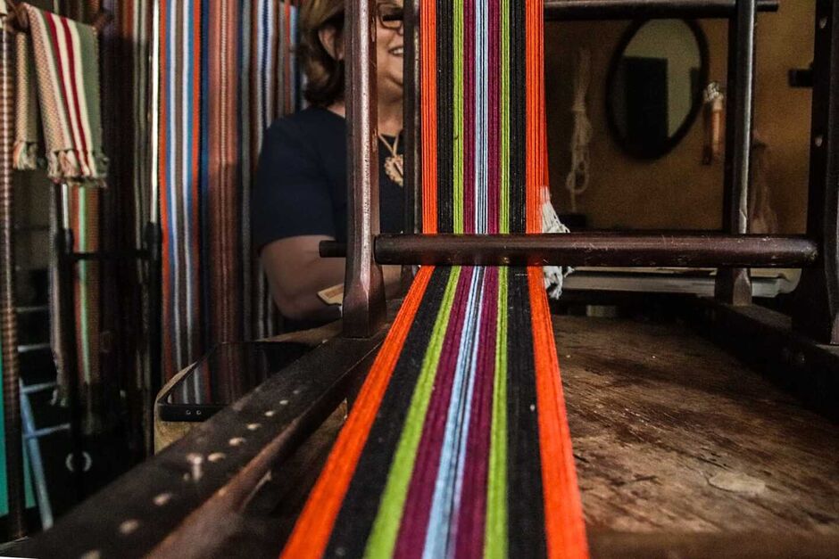 Técnicas milenares estão ressignificando a cultura local através da economia criativa 