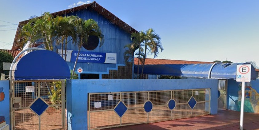 Em alguns, as crianças deixam de ir ao banheiro por conta do medo das professoras em sala de aula