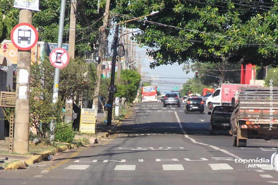 Moradores apontam que acidentes aumentaram após a instalação da faixa no local