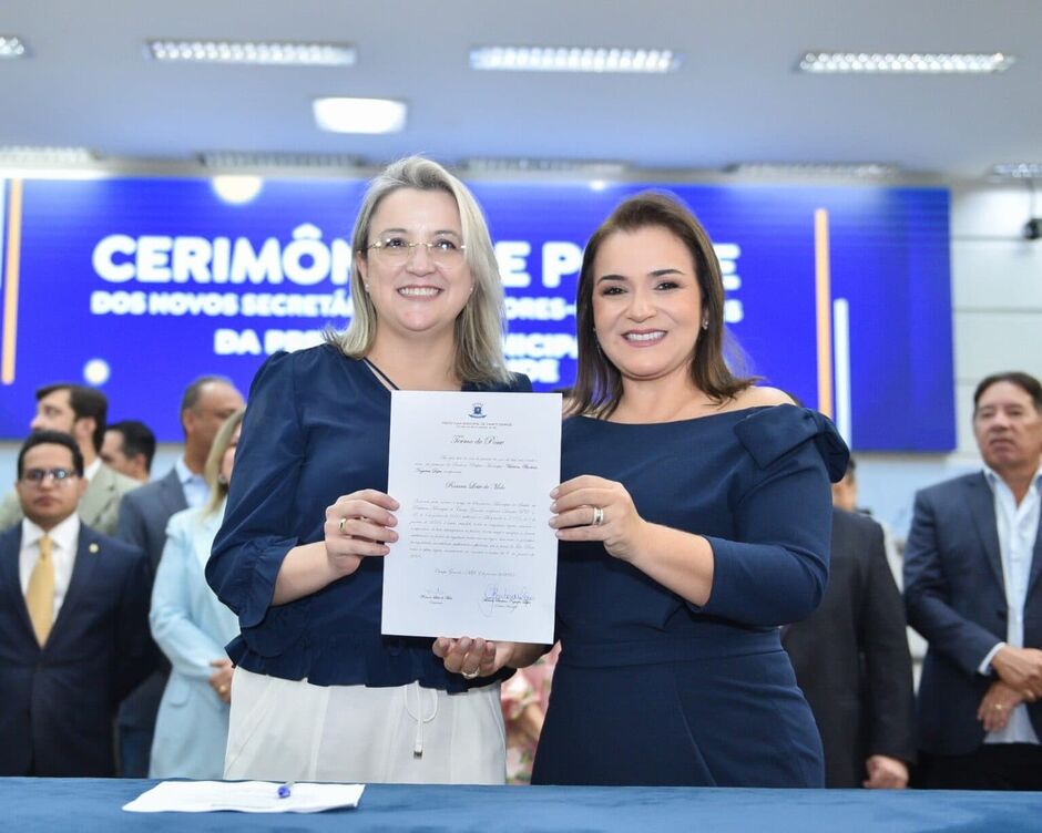 Secretária de Saúde Rosana e prefeita Adriane Lopes